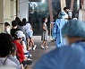 확진 17만 8574명, 해외유입 633명 '역대 최다'..위중증 470명(종합)