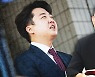 주호영 "법정까지 간 것 사과" vs 이준석, 尹 겨냥 "국민도 속아"