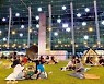 지금 부산 전역은 '축제 열기'