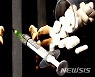 호텔 객실서 마약 투약..20대 남성 2명 체포