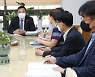 레미콘 신규 진입 반발 지속..충주시의회도 개입