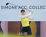 [포토] 유소연 '초대 우승컵을 손에 쥐어라'