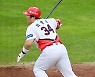 '극적인 동점포' 최형우, 15시즌 연속 10홈런 대위업..KBO 네 번째