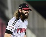 3년 이어온 KBO 신기록 중단.. 에이스는 라이벌에 6이닝 무실점으로 다시 출발했다[잠실 인터뷰]