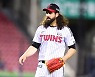美·日 8구단 스카우트 앞 무력시위..KBO 통산 55승 투수의 반응은?