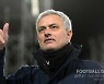 무리뉴, 데뷔 22주년에도 넘치는 열정 "주름이 조금 생겼지만 몇 년 더 하고 싶다"