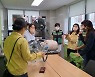 서울 서대문구 남가좌2동 통장들 거동 불편이웃 이불빨래 봉사