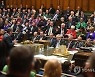 위기의 영국 '감세' 돌파구..50년만에 최대