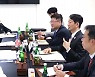 통상본부장, USTR 대표와 전기차 보조금 재논의