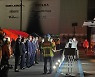 대전 아울렛 참사현장 찾은 박홍근 원내대표
