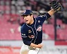 역투하는 두산 전창민 [MK포토]