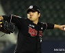 3회 마운드 오른 심재민