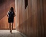 "보고 싶어서"..10대 여성 스토킹한 70대 노인의 최후