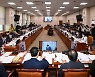 野김한정 "대통령이 아니다" 지적에 與이철규 "부처 대응으로 대통령 공격"