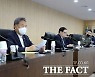尹 참석 NSC "北 중거리 탄도미사일 발사, 유엔 안보리 결의 위반 '강력 규탄'"