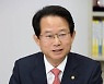 "文정부 재정 방만 운영..총지출 박근혜 정부 두배"