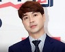 박수홍, 부친에 폭행당해 병원행.."父, 형 고소하자 협박" [종합]