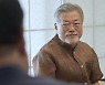 감사원, 文 전 대통령 서면조사 않기로.."조사 실익 없어"