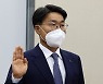 [2022국정감사] 최정우 포스코 회장 태풍 상륙 앞두고 골프·미술관 방문
