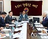 대한노인회 방문해 간담회하는 이재명 대표