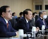 북한 중거리 탄도미사일 대응 방안 논의하는 윤석열 대통령