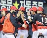 KIA, 8-3으로 LG에 승리