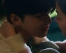"명곡 탄생했다"..HYNN(박혜원), '끝나지 않은 이야기'로 눈물 자극+美친 가창력 [MD신곡]
