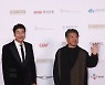 부산국제영화제 찾은 송강호-고레에다 히로카즈