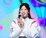 [포토] 첫사랑 서연, '하트 들고 예쁜 미소'