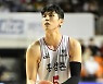 KGC 접전서 강하다, 변준형 위닝샷에 먼로 천금의 리바운드, KCC 제퍼슨·허웅 빅샷 실패