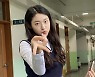 설현, 설마 고교시절 이러고 다녔나…등신대 여신답네