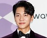 [단독]이승기, 소속사 갈등 속 '열일'…삭발 후 영화→12월 '집사부일체2'(종합)