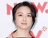탕웨이, 여우주연상 수상 "안성기 선배 쾌유 빈다"[42회 영평상]