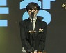 ‘헤어질결심’ 정서경·박찬욱 각본상 영예[영평상]