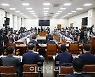 정무위 예산소위도 野 단독 처리…규제혁신단 19억 삭감