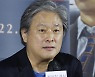 박찬욱 감독, 은관문화훈장 수훈 "인간·사회 정직한 묘사는 예술가의 의무"