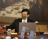 기준금리 인상 선반영… 증시, 강보합으로 마감