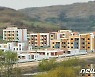 북한, 새 살림집 건설 선전 지속…"새집들이 경사"