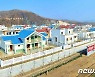 북한 금야군 용원농장마을에 건설된 새 살림집의 모습