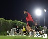 필드 누비는 태극전사들