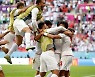 [2022 카타르] 후반 추가시간에 바뀐 운명…이란, 웨일스에 2-0 극장승