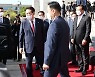 [사설] 6개월간 야당 대표 한 번도 안 만난 대통령