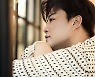 “아리스 위한 선물”…김호중, 데뷔 첫 시즌 그리팅 예판 시작