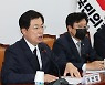 與 "유가족 소통 장소 전향적 추진···추모공간 마련엔 시간 소요될 것"