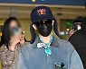 지드래곤 ‘모자+선글라스+스카프 멋의 조화’[포토엔HD]
