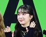 [T포토] 수민 '안녕하세요~'