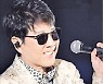 [리뷰] 조용필 콘서트, "팬 못만난 4년이 40년 같았다"…'72세 가왕'은 여전히 전성기
