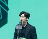 ‘5관왕’ 임영웅의 시대·‘4관왕’ 아이브…MMA2022 휩쓸었다