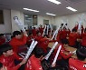 [월드컵] "선배님 파이팅!"…조규성 모교도 뜨거운 응원전