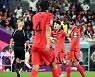 [포토] 손흥민-이강인 '또 실점을...'